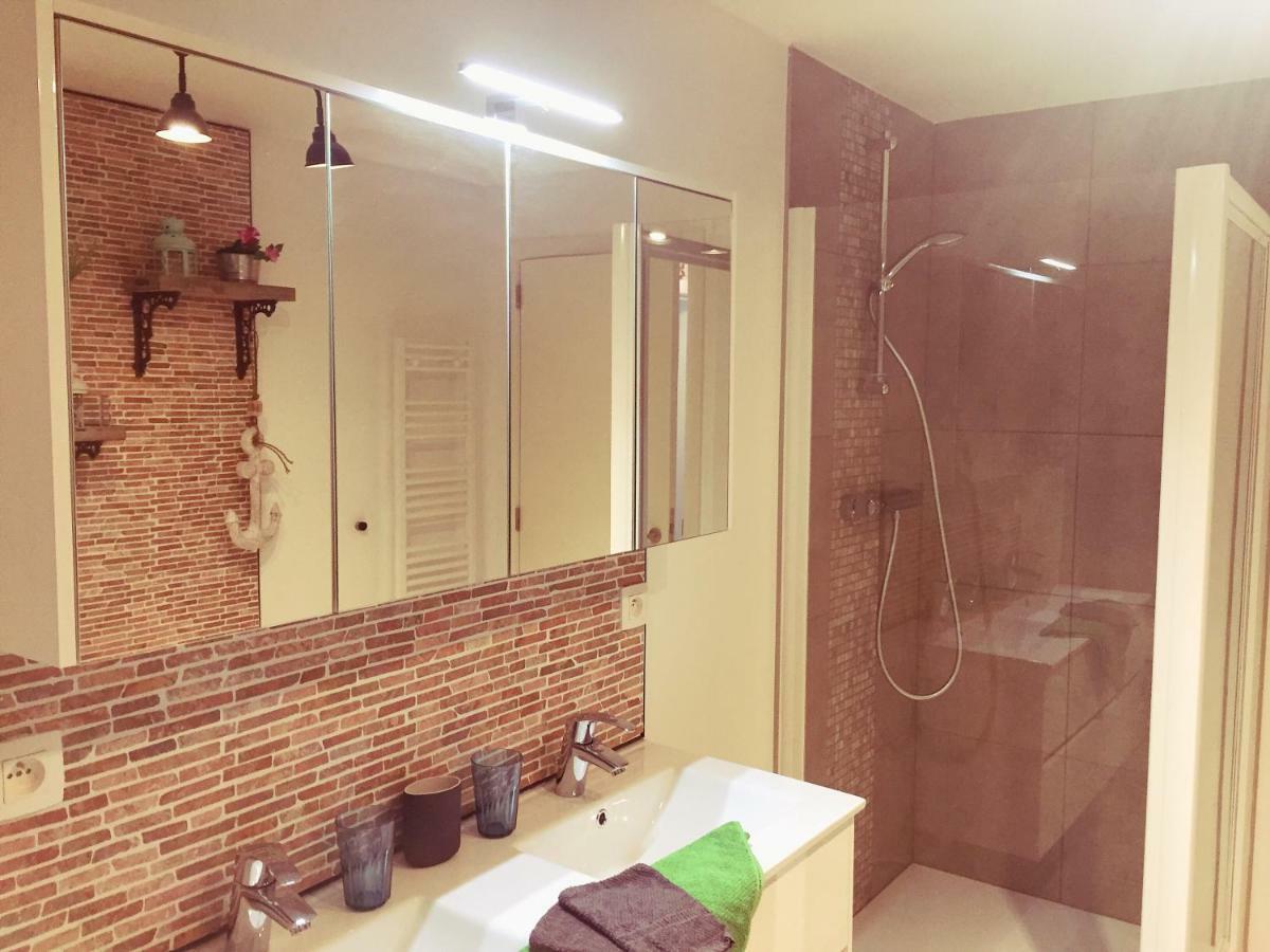 La Reposee Du Lac Apartment Виелсалм Екстериор снимка